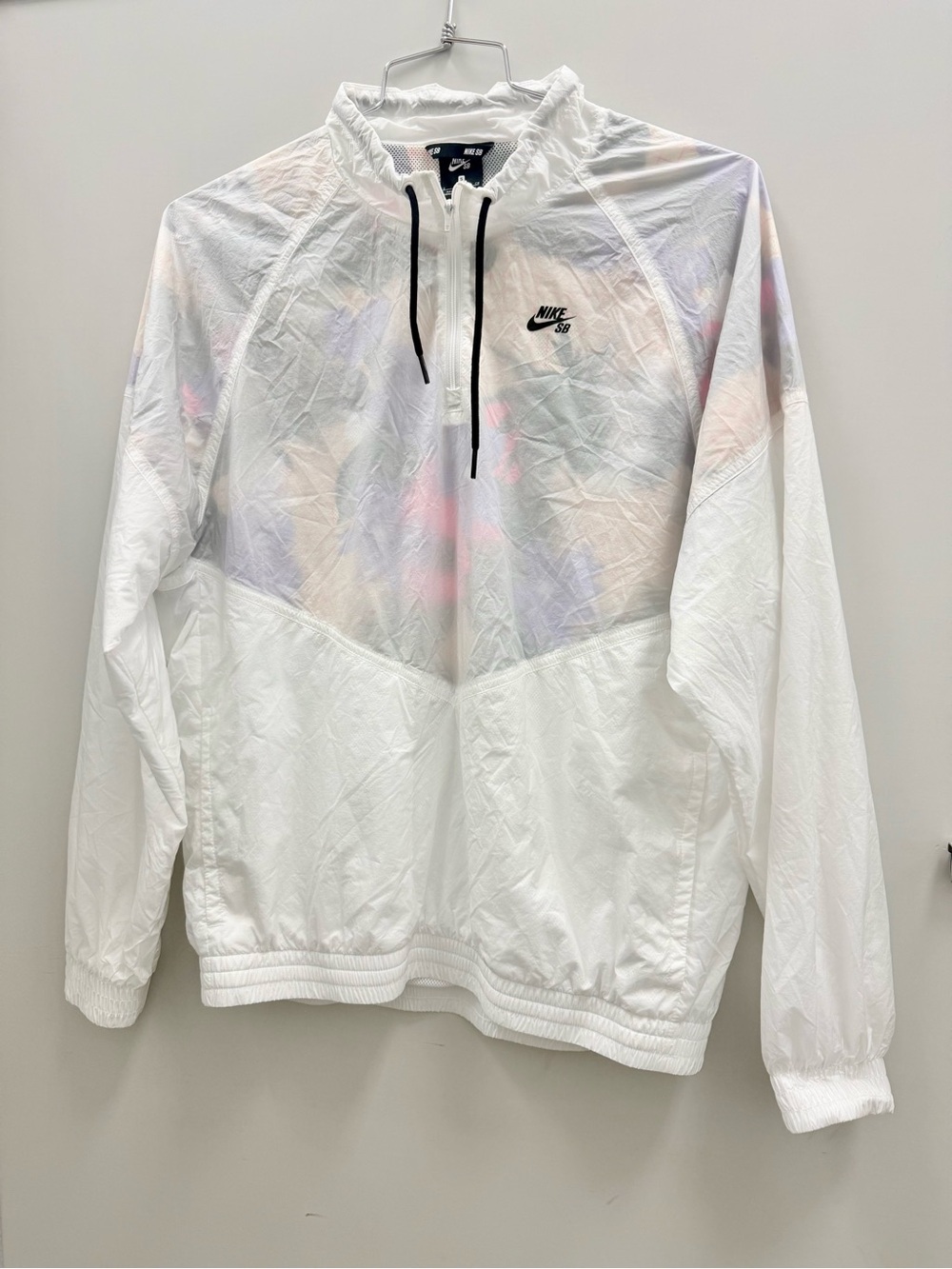 Nike • Men’s Paradise Pullover Windbreaker Jacket White 1/2 Zip